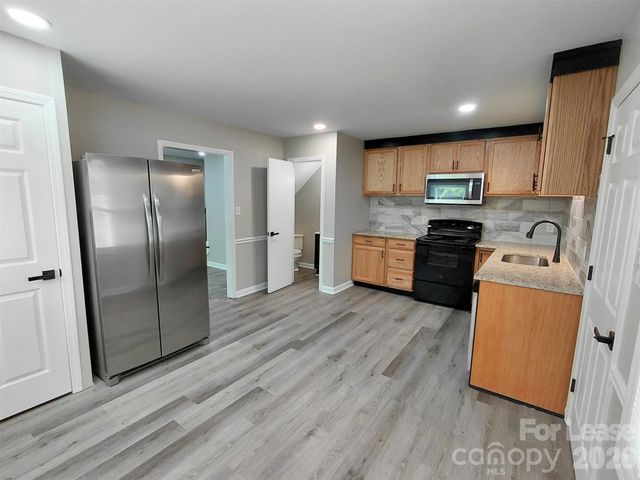 7714 Albemarle Road, Charlotte, NC 28227
