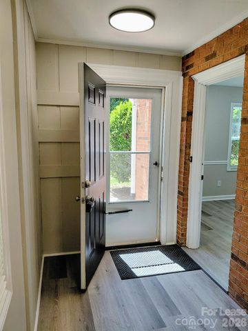 7714 Albemarle Road, Charlotte, NC 28227