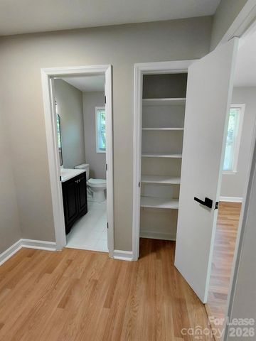 7714 Albemarle Road, Charlotte, NC 28227