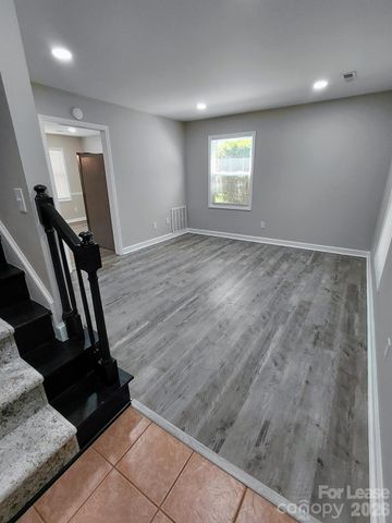 7714 Albemarle Road, Charlotte, NC 28227