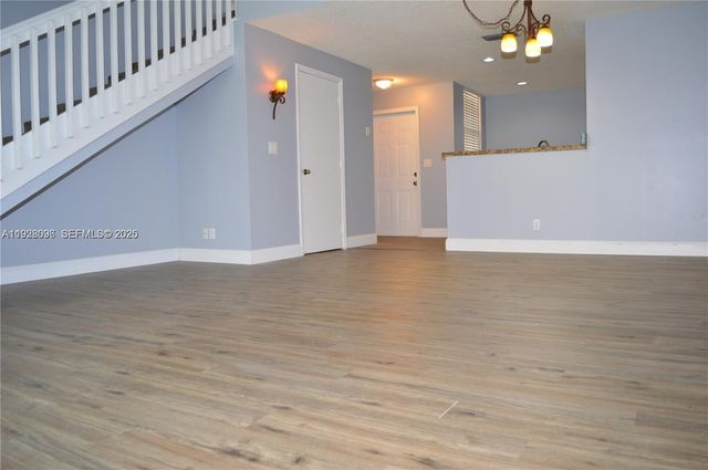 1497 Veracruz Ln 4-14, Weston, FL 33327