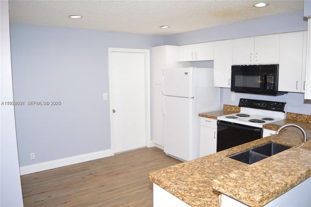 1497 Veracruz Ln 4-14, Weston, FL 33327