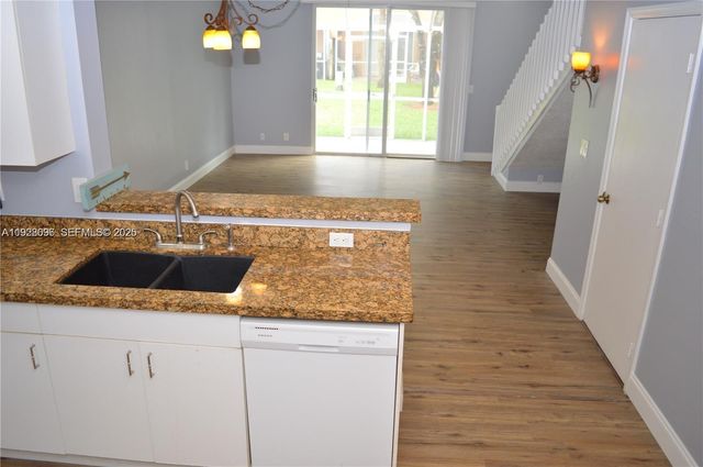 1497 Veracruz Ln 4-14, Weston, FL 33327