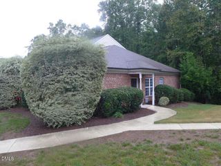 101 Rock Haven Road B206, Carrboro, NC 27510