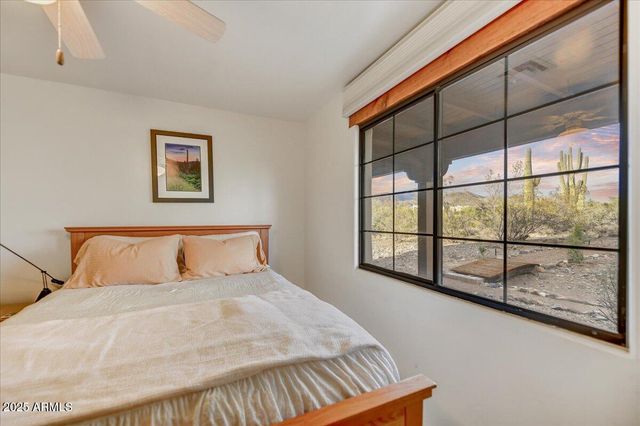 39258 N RIDGEWAY Drive, Cave Creek, AZ 85331