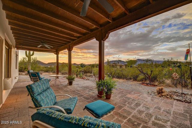 39258 N RIDGEWAY Drive, Cave Creek, AZ 85331