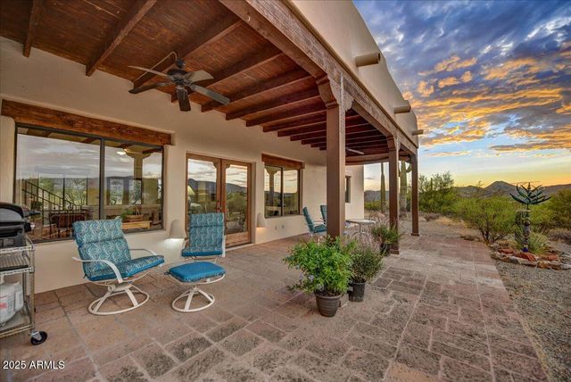 39258 N RIDGEWAY Drive, Cave Creek, AZ 85331