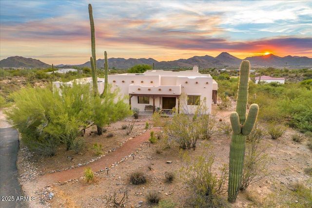 39258 N RIDGEWAY Drive, Cave Creek, AZ 85331