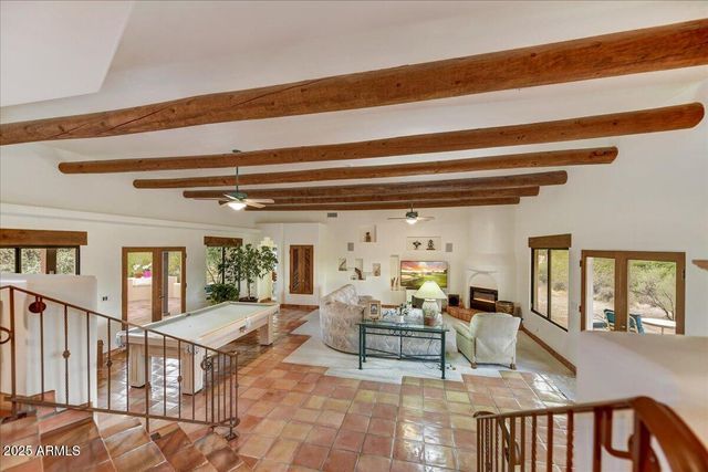 39258 N RIDGEWAY Drive, Cave Creek, AZ 85331