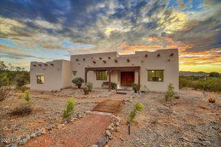 39258 N RIDGEWAY Drive, Cave Creek, AZ 85331