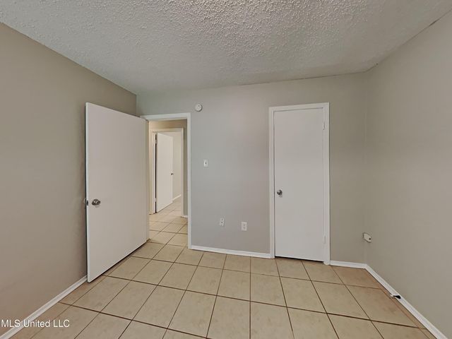 5409 Smallwood Cove, Horn Lake, MS 38637