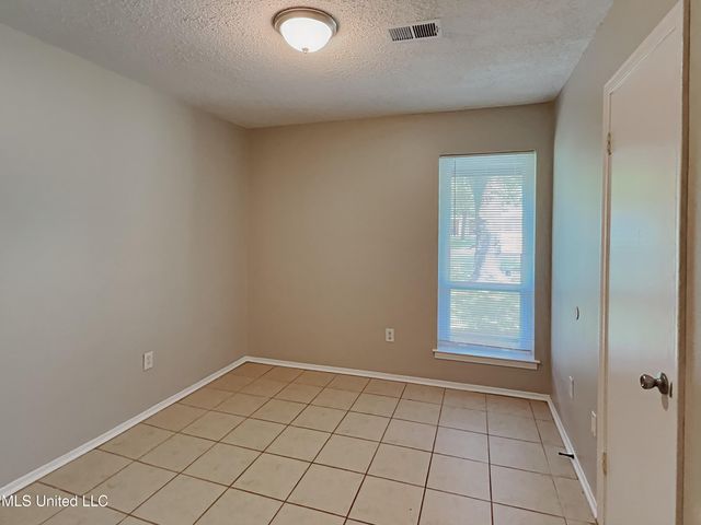 5409 Smallwood Cove, Horn Lake, MS 38637