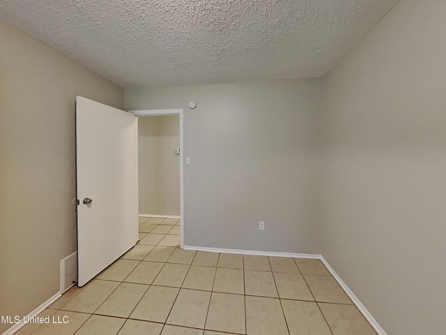 5409 Smallwood Cove, Horn Lake, MS 38637