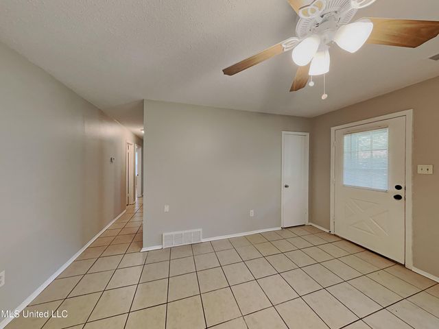 5409 Smallwood Cove, Horn Lake, MS 38637
