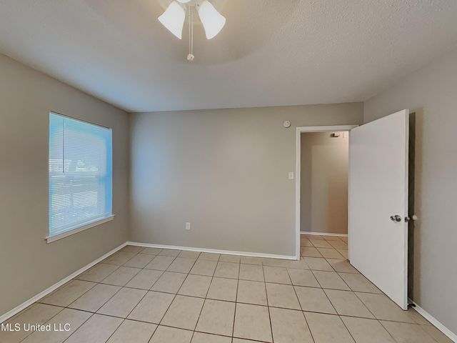 5409 Smallwood Cove, Horn Lake, MS 38637
