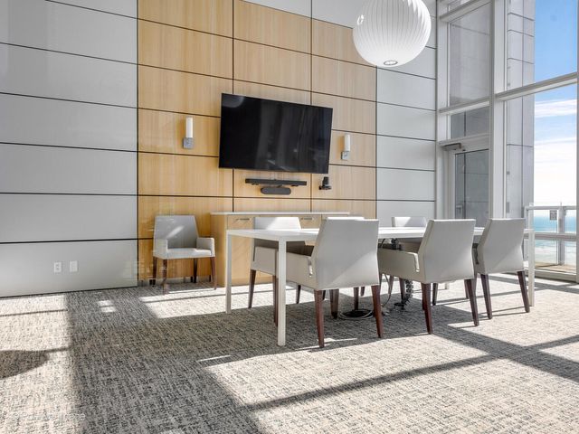 340 E RANDOLPH Street 1302, Chicago, IL 60601