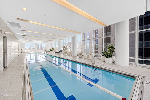 340 E RANDOLPH Street 1302, Chicago, IL 60601