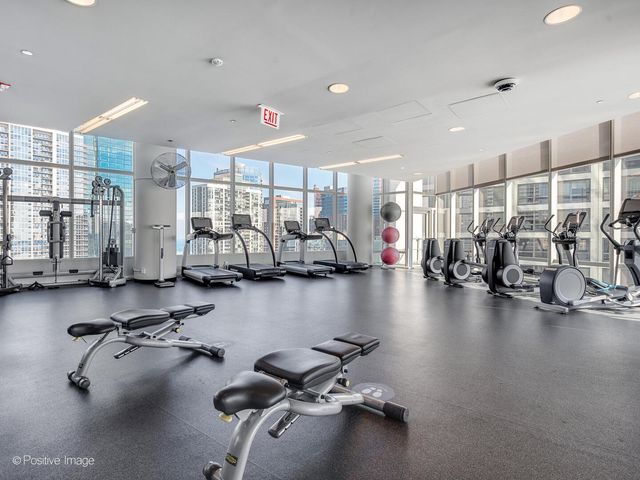 340 E RANDOLPH Street 1302, Chicago, IL 60601