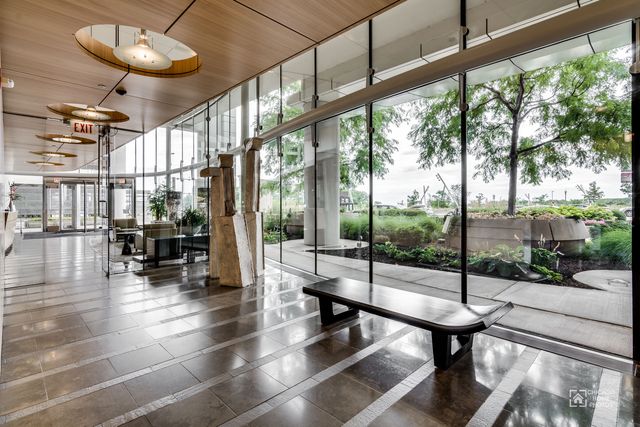 340 E RANDOLPH Street 1302, Chicago, IL 60601