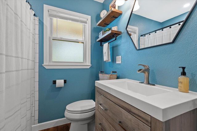 1015 5th AVENUE, Grafton, WI 53024