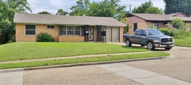 514 Highfall Drive, Dallas, TX 75232