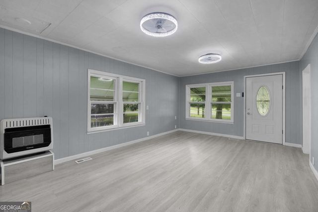 154 County Line Road, Plainville, GA 30733