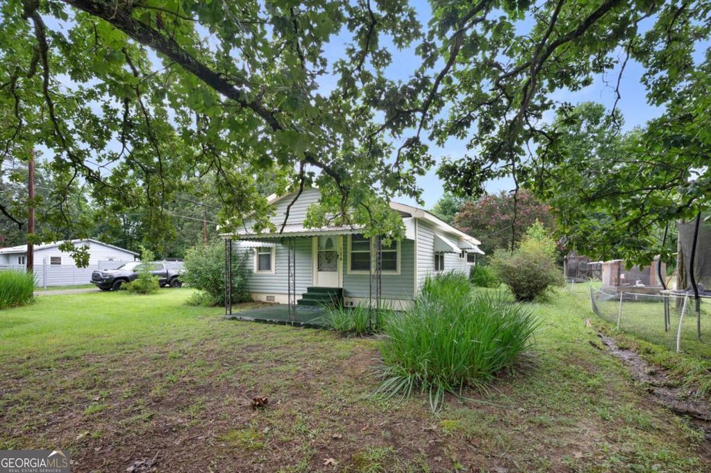 154 County Line Road, Plainville, GA 30733