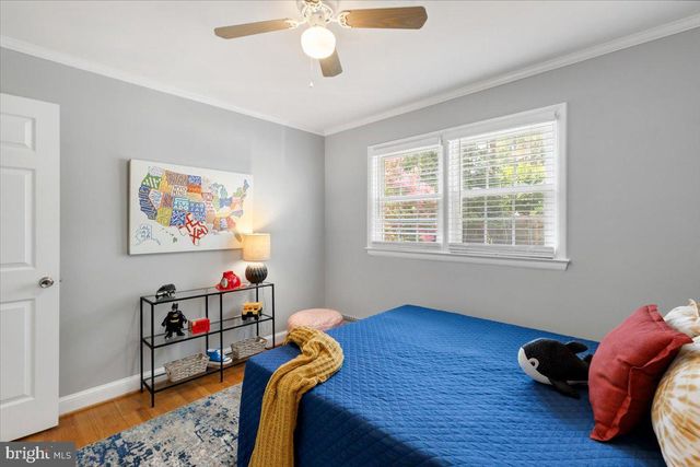 6163 KELLOGG DR, Mclean, VA 22101