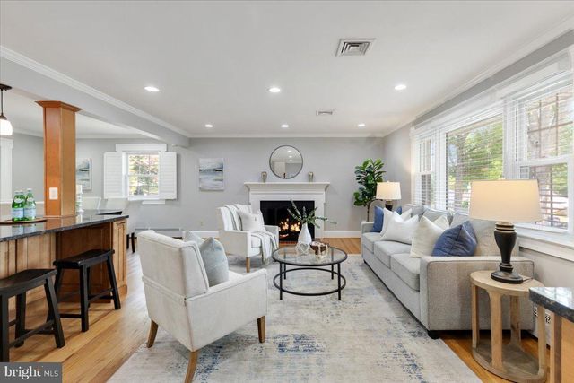 6163 KELLOGG DR, Mclean, VA 22101