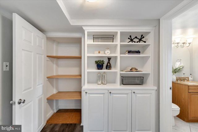 6163 KELLOGG DR, Mclean, VA 22101