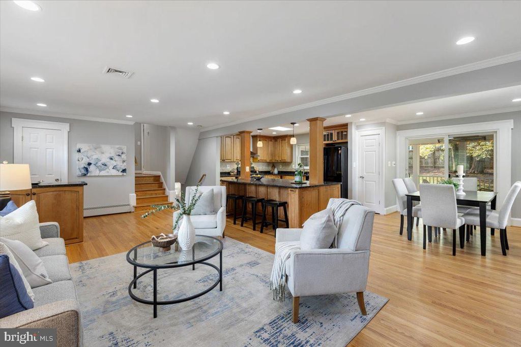 6163 KELLOGG DR, Mclean, VA 22101