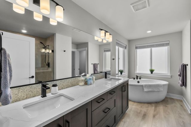 20850 SE Delta Drive, Bend, OR 97702