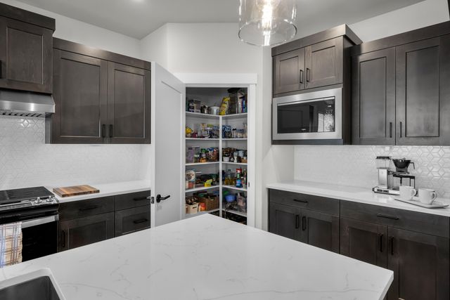 20850 SE Delta Drive, Bend, OR 97702