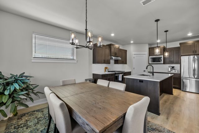 20850 SE Delta Drive, Bend, OR 97702