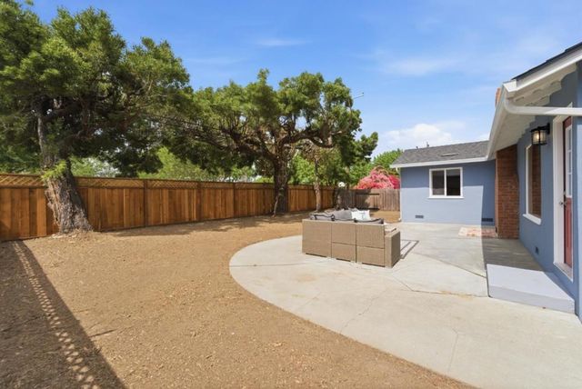381 Manchester Avenue, Campbell, CA 95008