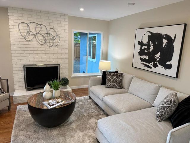 381 Manchester Avenue, Campbell, CA 95008