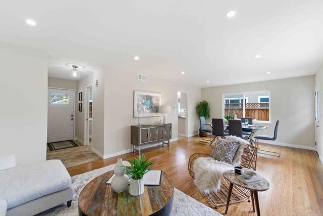 381 Manchester Avenue, Campbell, CA 95008
