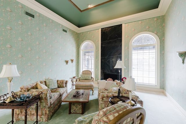 319 Country Club Lane, Harrisburg, IL 62946