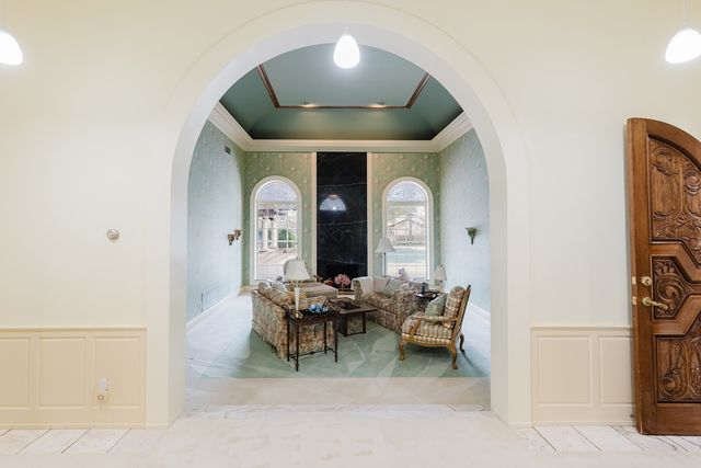 319 Country Club Lane, Harrisburg, IL 62946