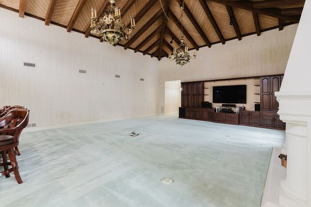 319 Country Club Lane, Harrisburg, IL 62946