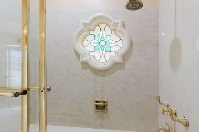 319 Country Club Lane, Harrisburg, IL 62946