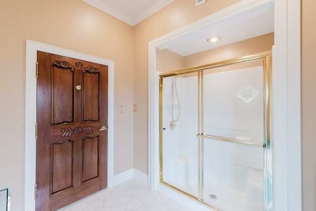 319 Country Club Lane, Harrisburg, IL 62946