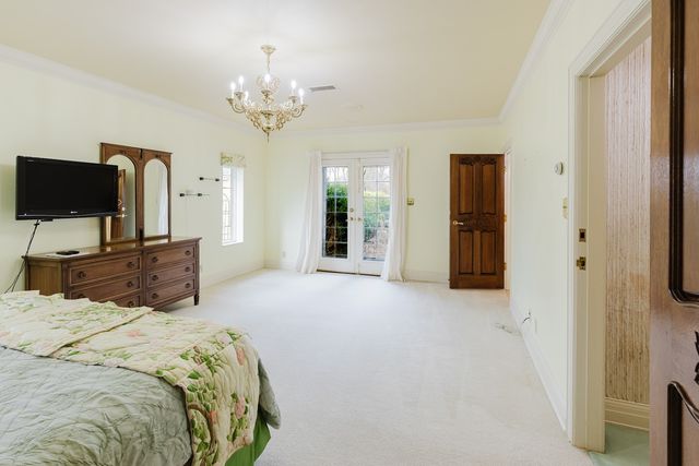 319 Country Club Lane, Harrisburg, IL 62946