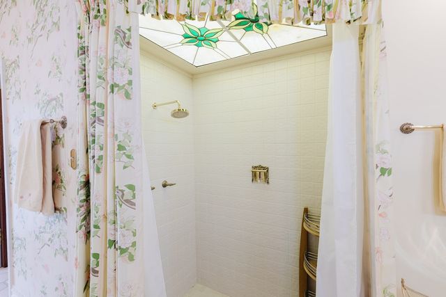 319 Country Club Lane, Harrisburg, IL 62946