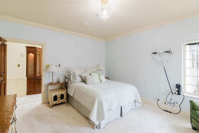 319 Country Club Lane, Harrisburg, IL 62946