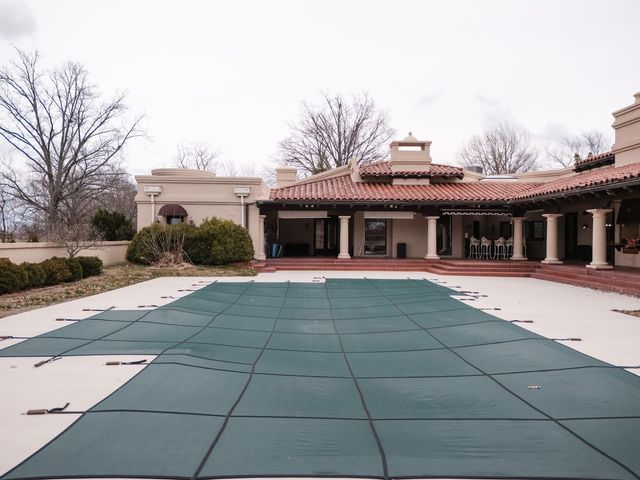 319 Country Club Lane, Harrisburg, IL 62946