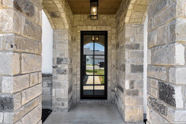 278 Allen, Castroville, TX 78009