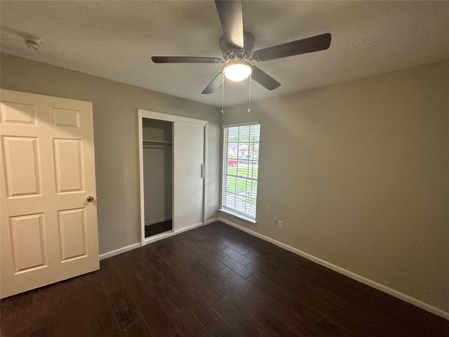 9939 Valley Park Drive, Houston, TX 77078