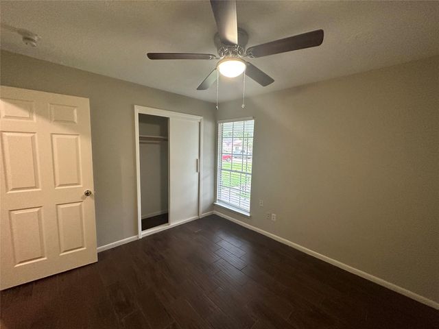 9939 Valley Park Drive, Houston, TX 77078