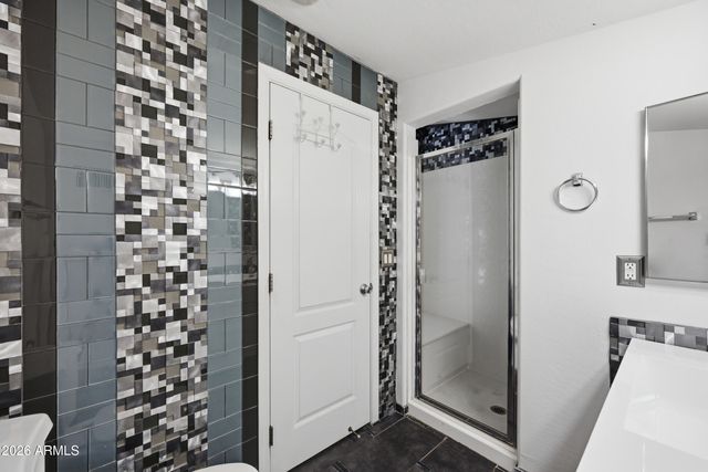 5724 S 21ST Place, Phoenix, AZ 85040
